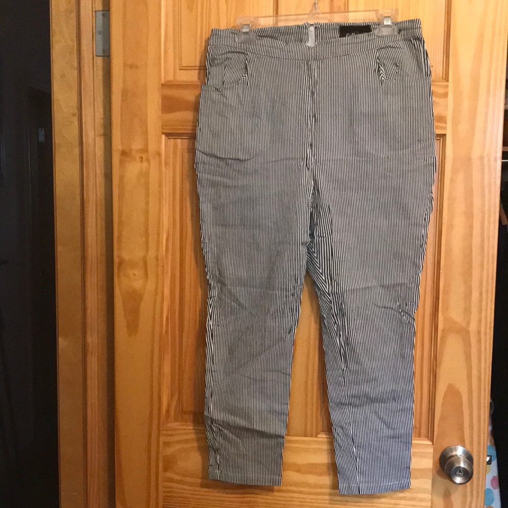 Collectif Pin-Stripe Pants UK18 US14